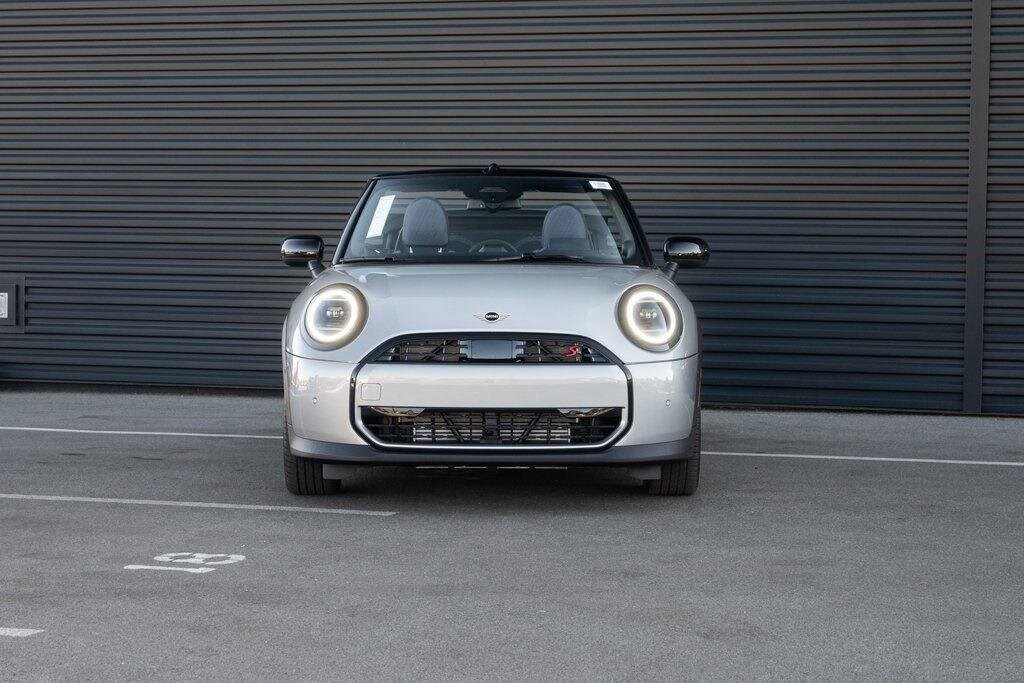 2025 MINI Convertible S - Photo 10