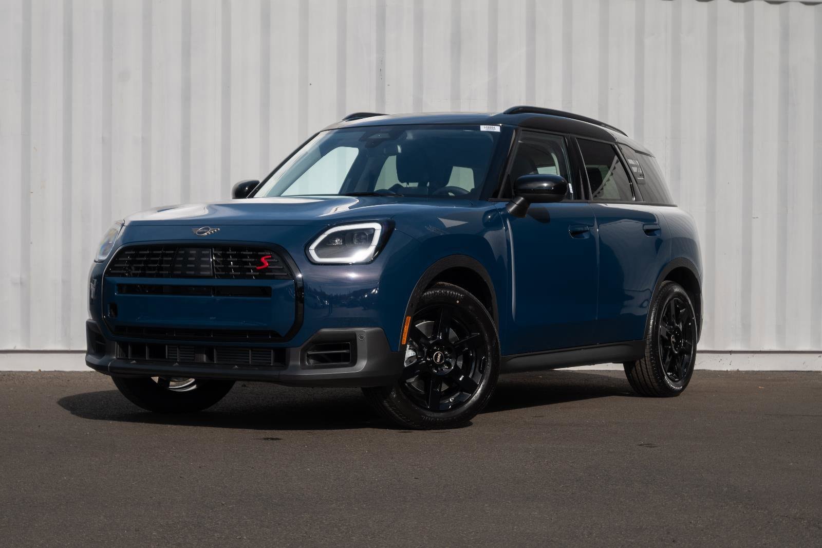 2026 MINI Countryman S's photo
