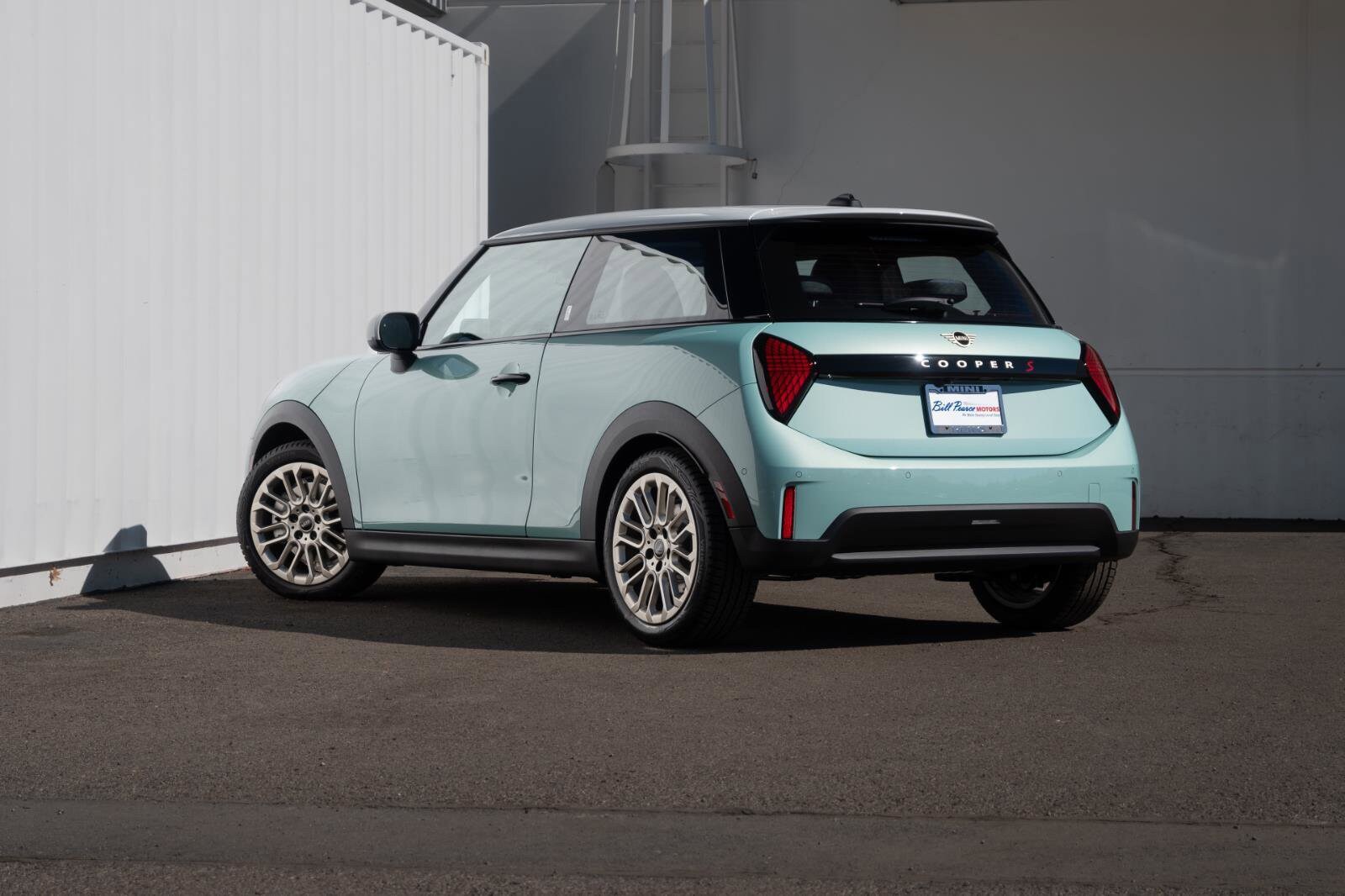 2026 Mini Cooper 2 Door Hardtop Signature photo 3