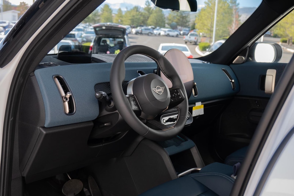 New 2025 MINI Countryman SE SUV