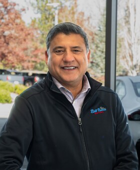 Staff member Nadeem Akhtar from ID_c86734df8efa