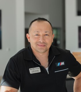 Staff member Tom Doan from ID_40ab0a4fad28