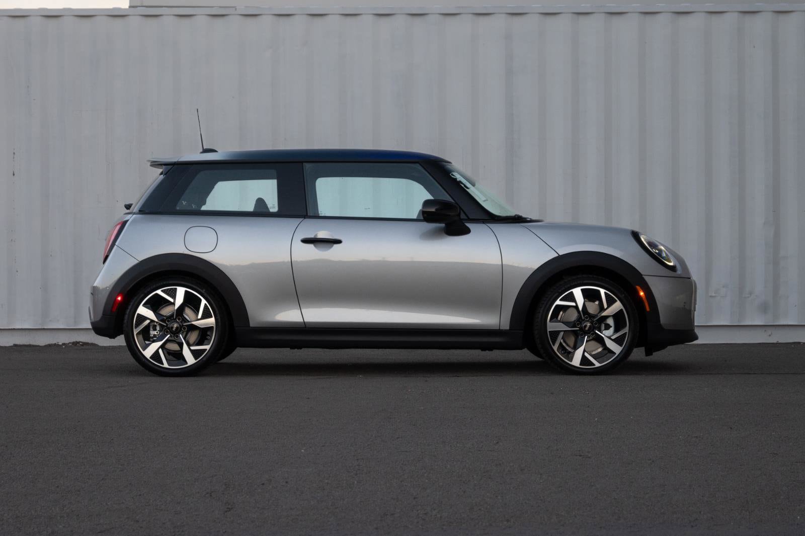 2026 MINI Hardtop 2 Door S - Photo 8