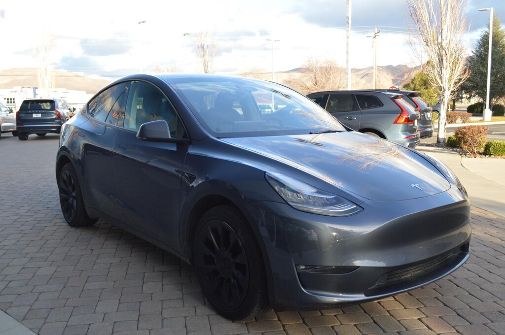 Used 2023 Tesla Model Y Long Range SUV