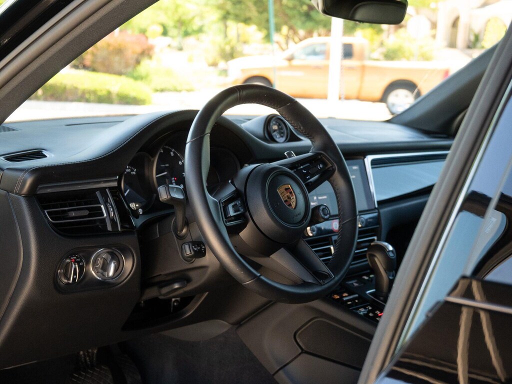 Used 2026 Porsche Macan Base SUV