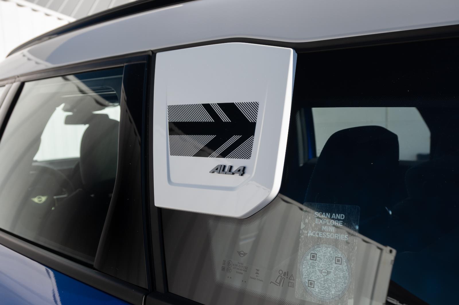 2026 MINI Countryman S - Photo 15