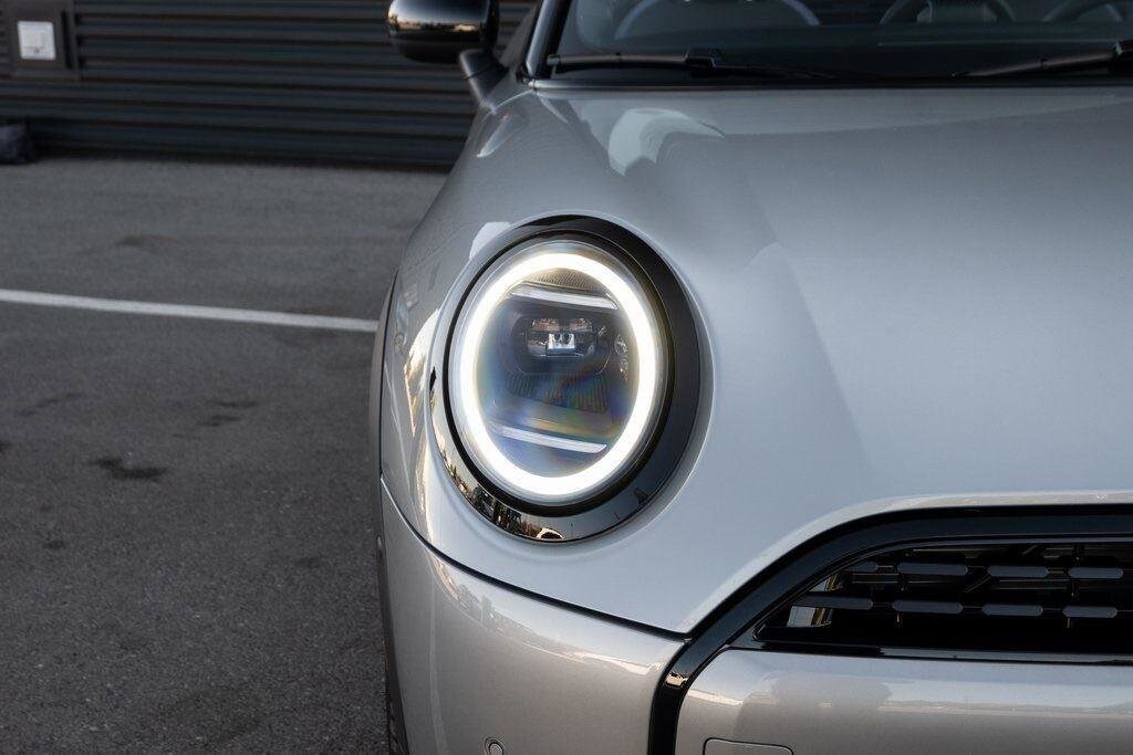 2025 MINI Convertible S - Photo 11