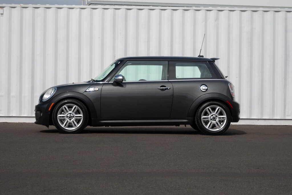 Used 2013 MINI Hardtop Cooper S Hatchback