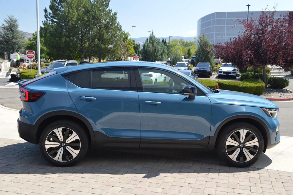 Used 2023 Volvo C40 Recharge Pure Electri Twin Eawd Plus