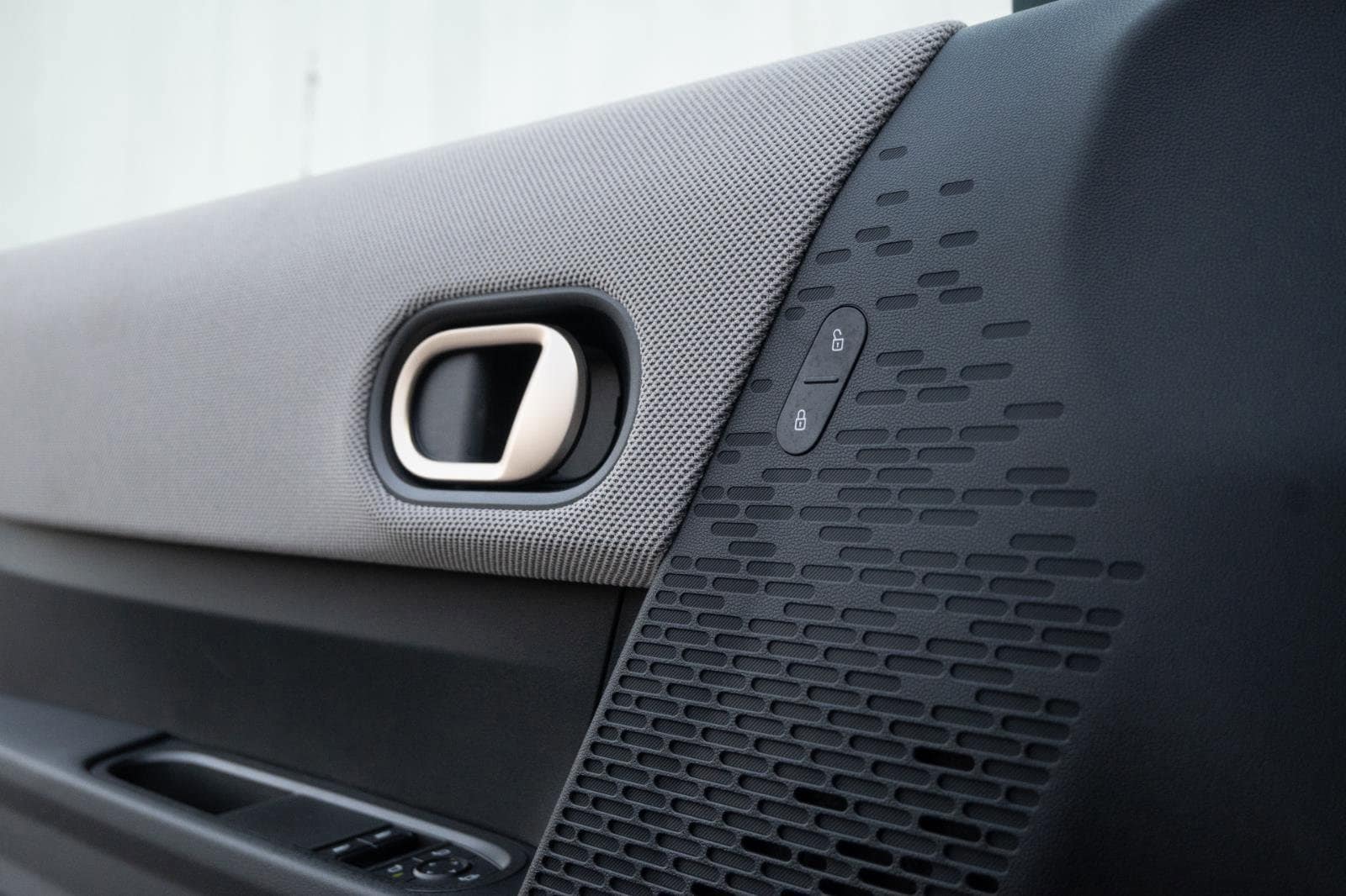 2026 MINI Hardtop 2 Door S - Photo 25