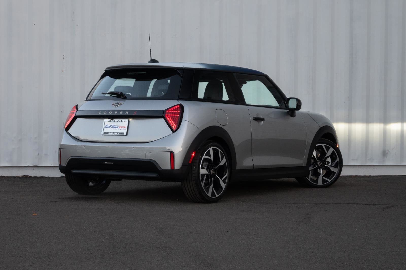 2026 MINI Hardtop 2 Door S - Photo 7