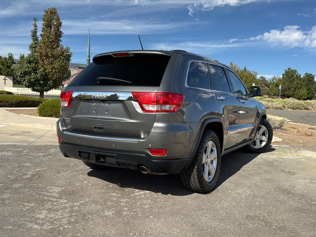 Used 2011 Jeep Grand Cherokee Overland SUV