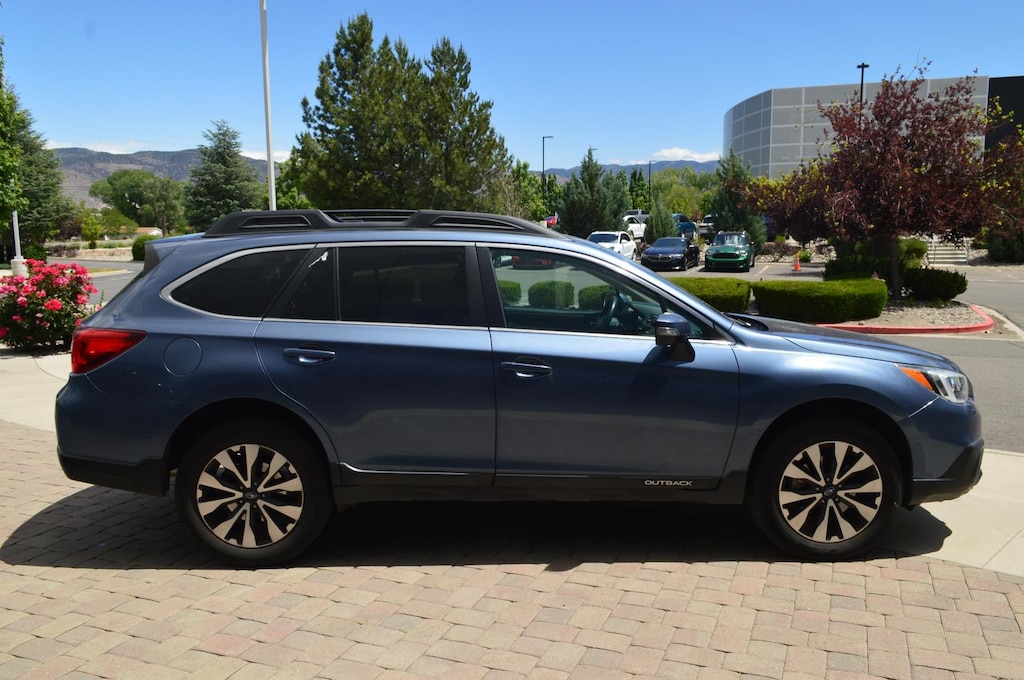 Used 2017 Subaru Outback Limited SUV