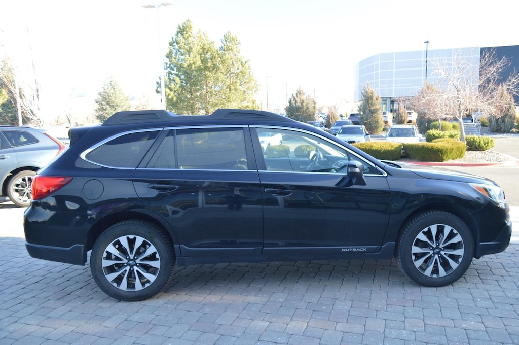 Used 2017 Subaru Outback Limited SUV
