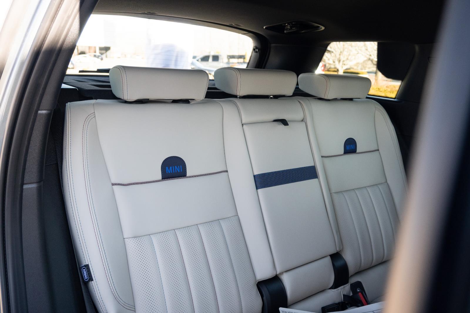 2026 MINI Countryman S - Photo 13