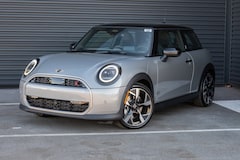 2025 MINI Hardtop 2 Door Signature Plus Hatchback