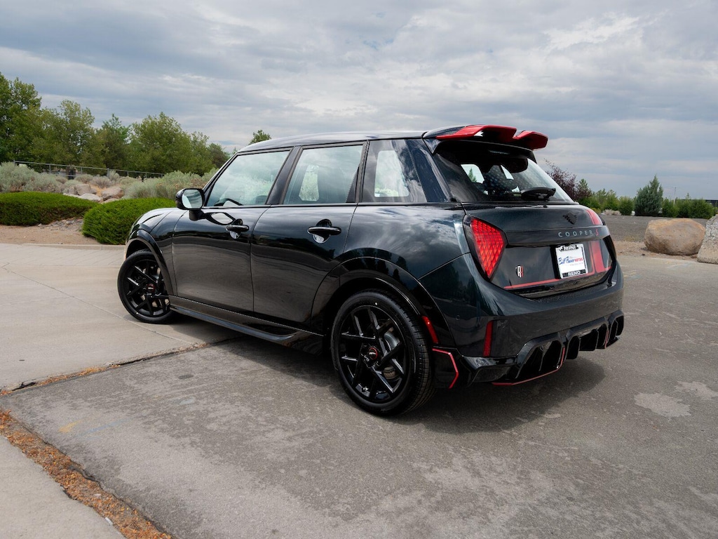New 2026 MINI Hardtop 4 Door Cooper S Hatchback