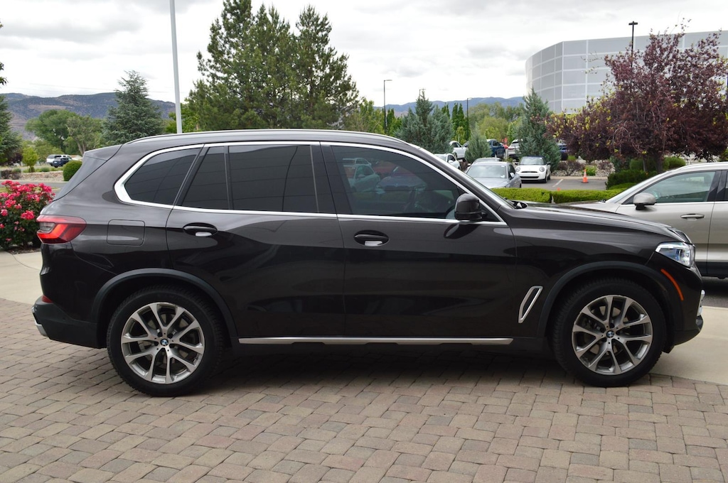 Used 2022 BMW X5 xDrive40i Sports Activity Vehicle