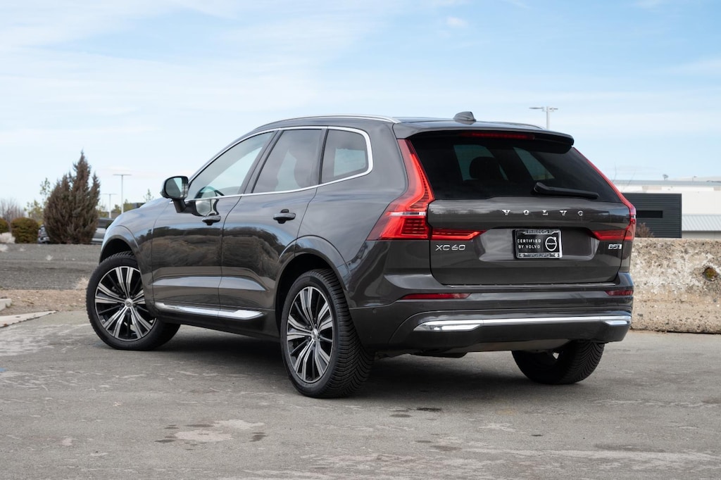 Used 2023 Volvo XC60 Ultimate Bright Theme SUV