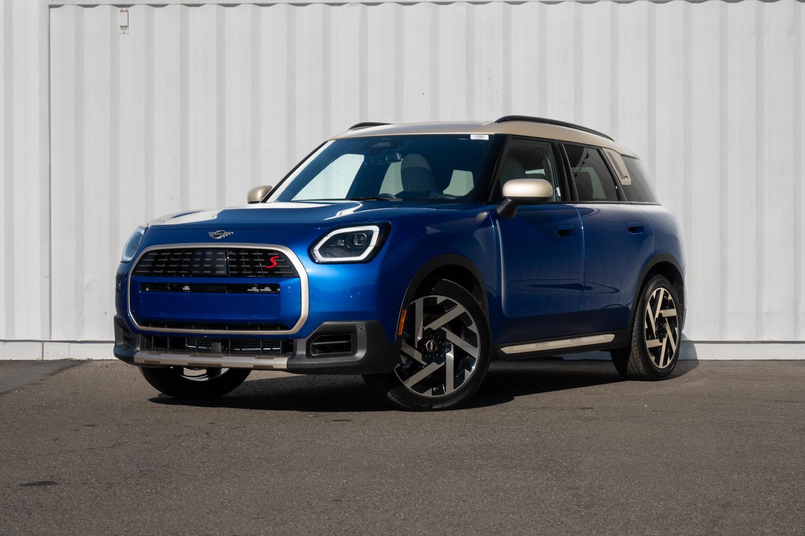 2026 MINI Countryman S's photo