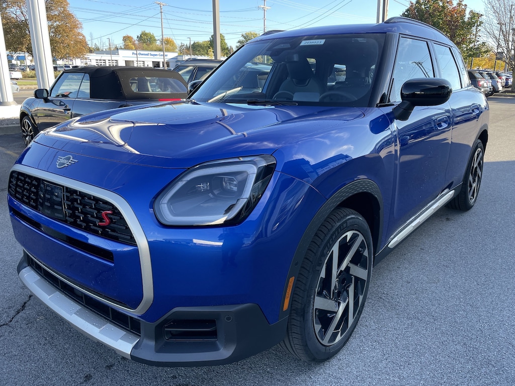 New 2026 MINI Countryman Signature Plus SUV