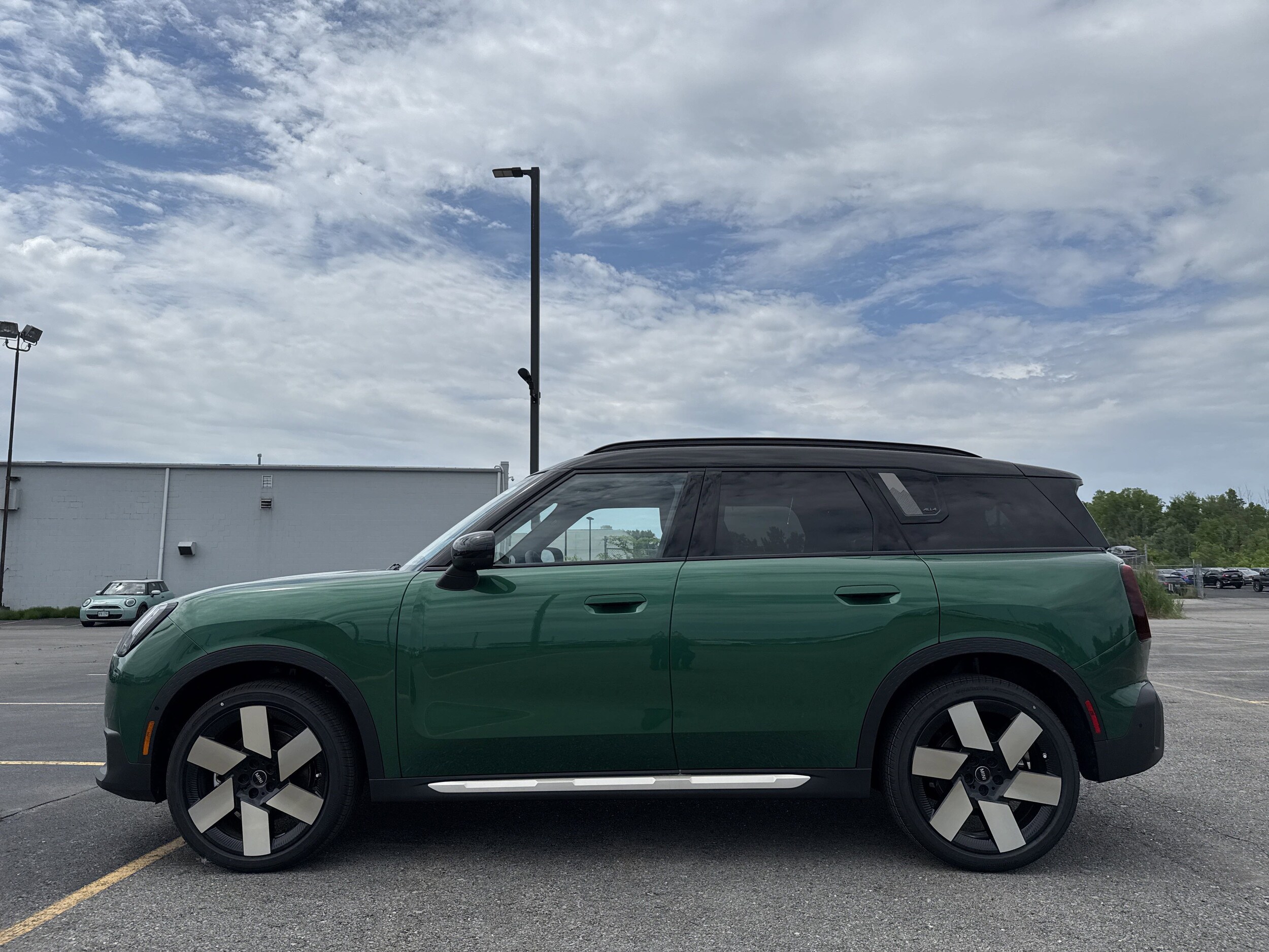 2025 Mini Countryman S ALL4 Iconic photo 3