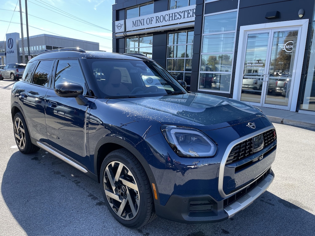 New 2026 MINI Countryman Iconic SUV