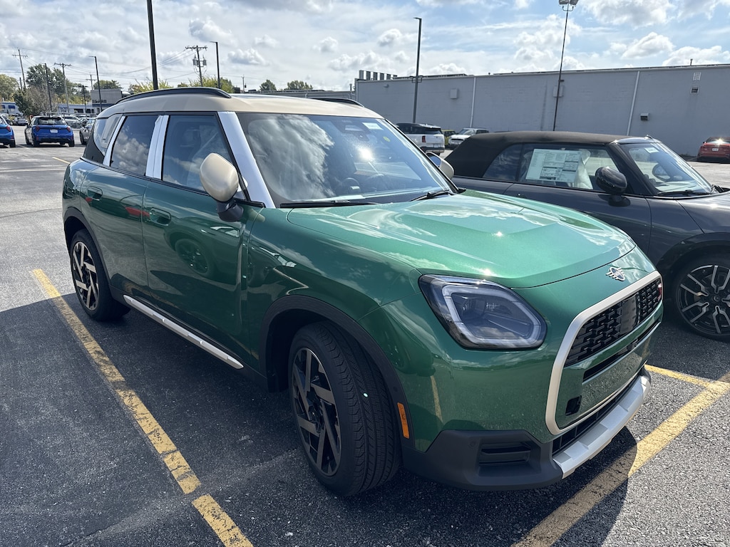 New 2026 MINI Countryman Iconic SUV