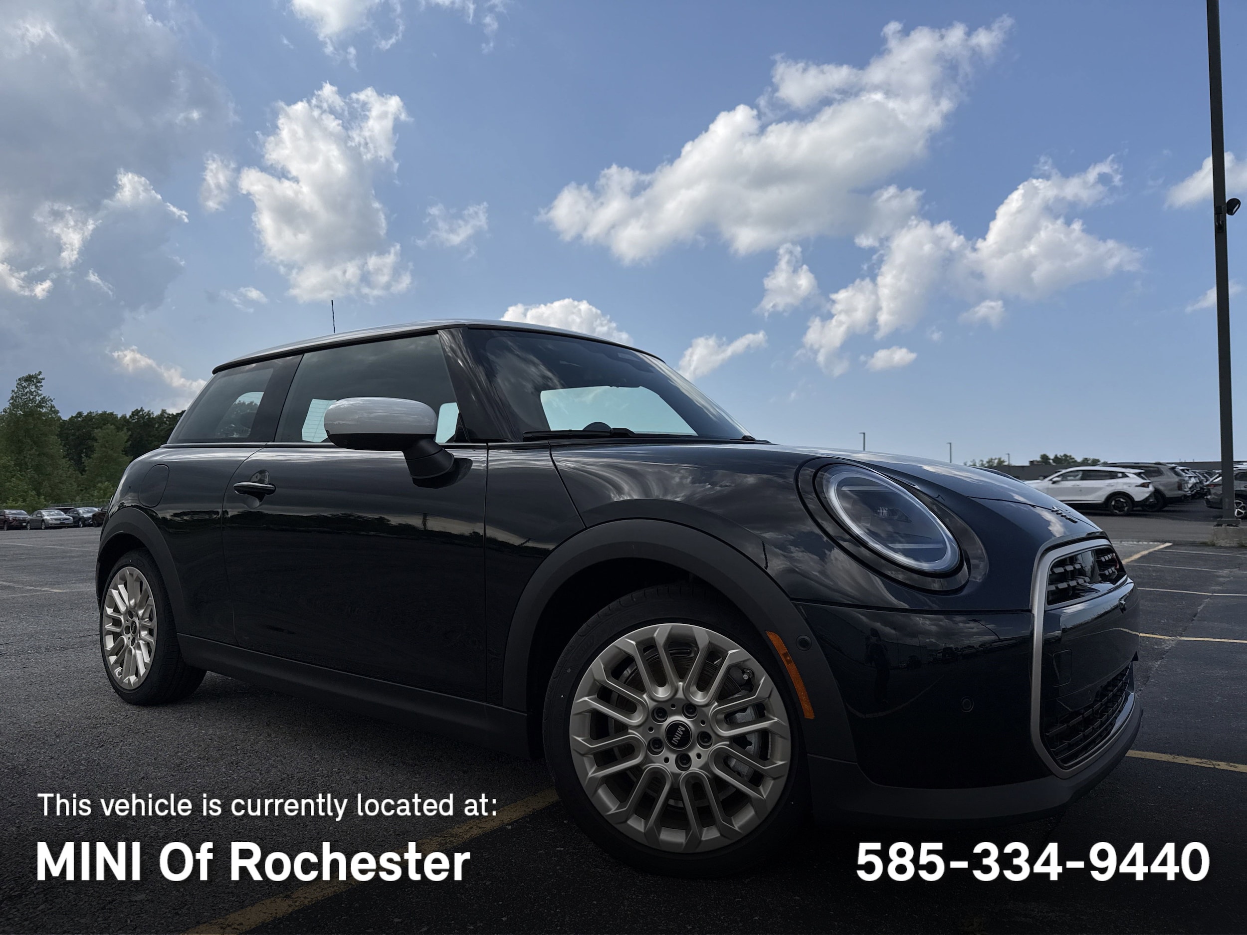 2025 MINI Hardtop 2 Door Iconic
