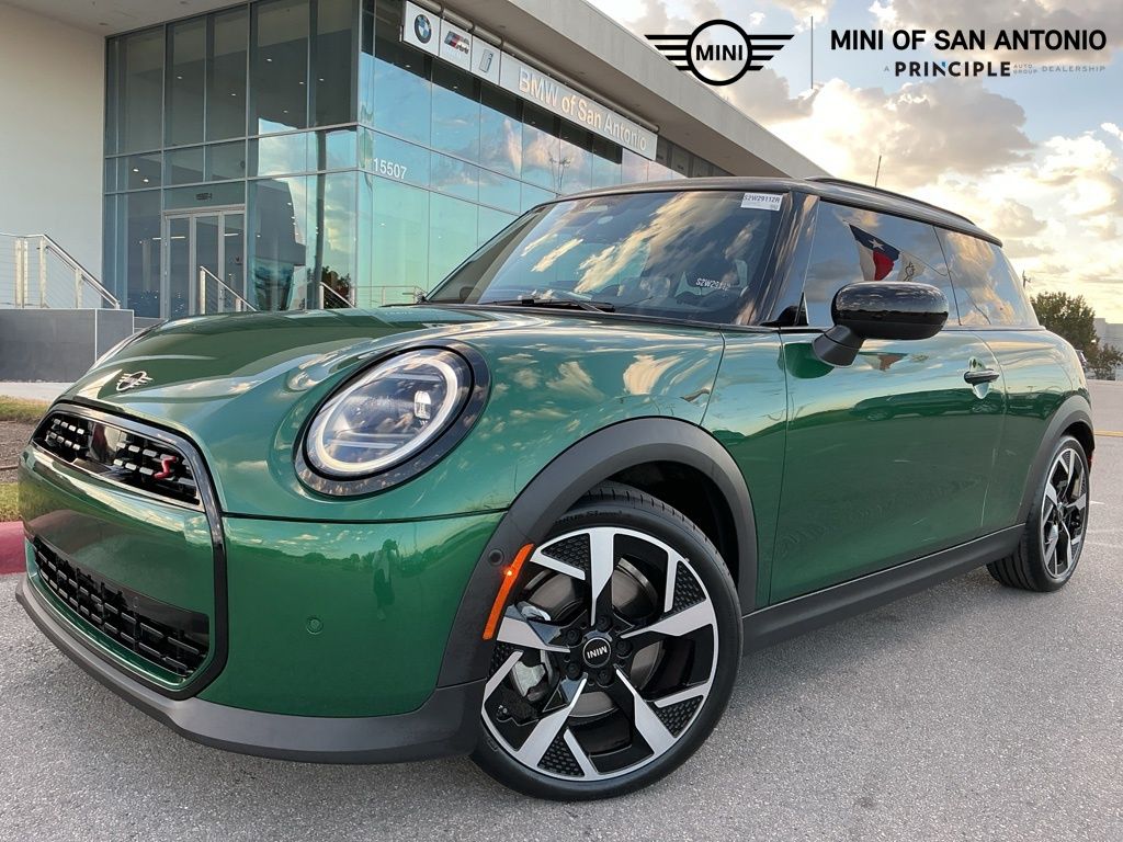 2025 MINI Hardtop 2 Door S's photo