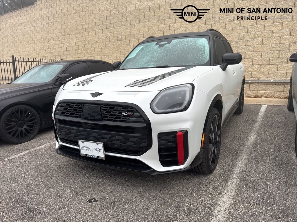 2025 MINI Countryman John Cooper Works's photo