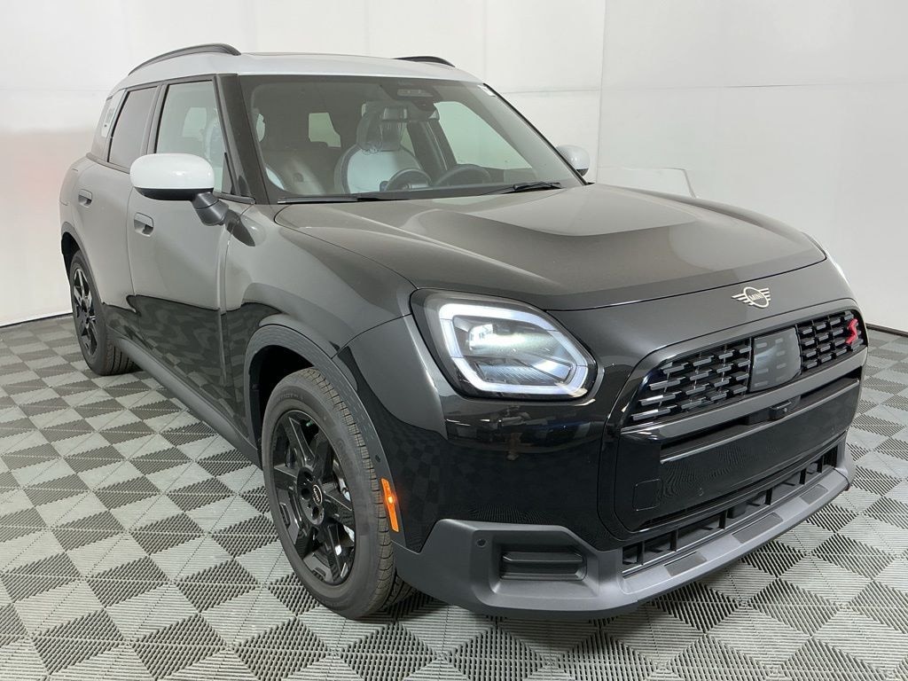 New 2026 MINI Countryman Iconic SUV