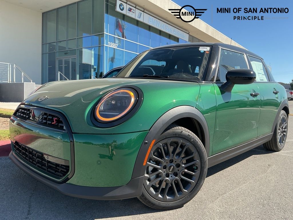 2026 MINI Hardtop 4 Door S's photo