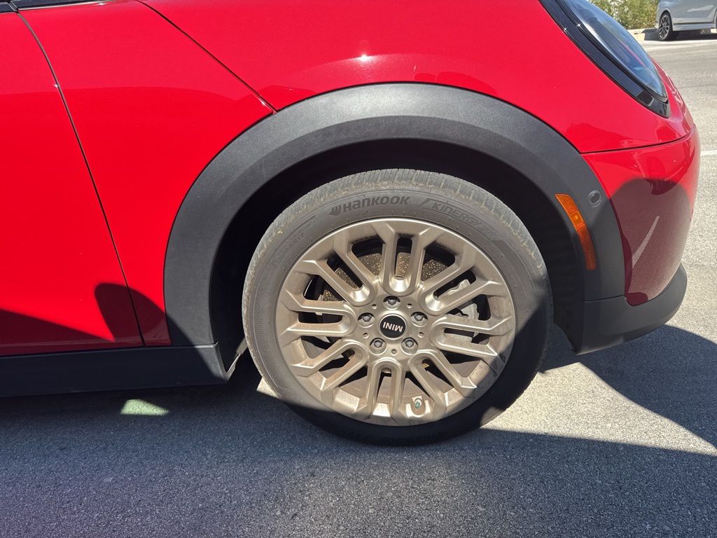 2025 Mini Cooper 2 Door Hardtop S photo 3