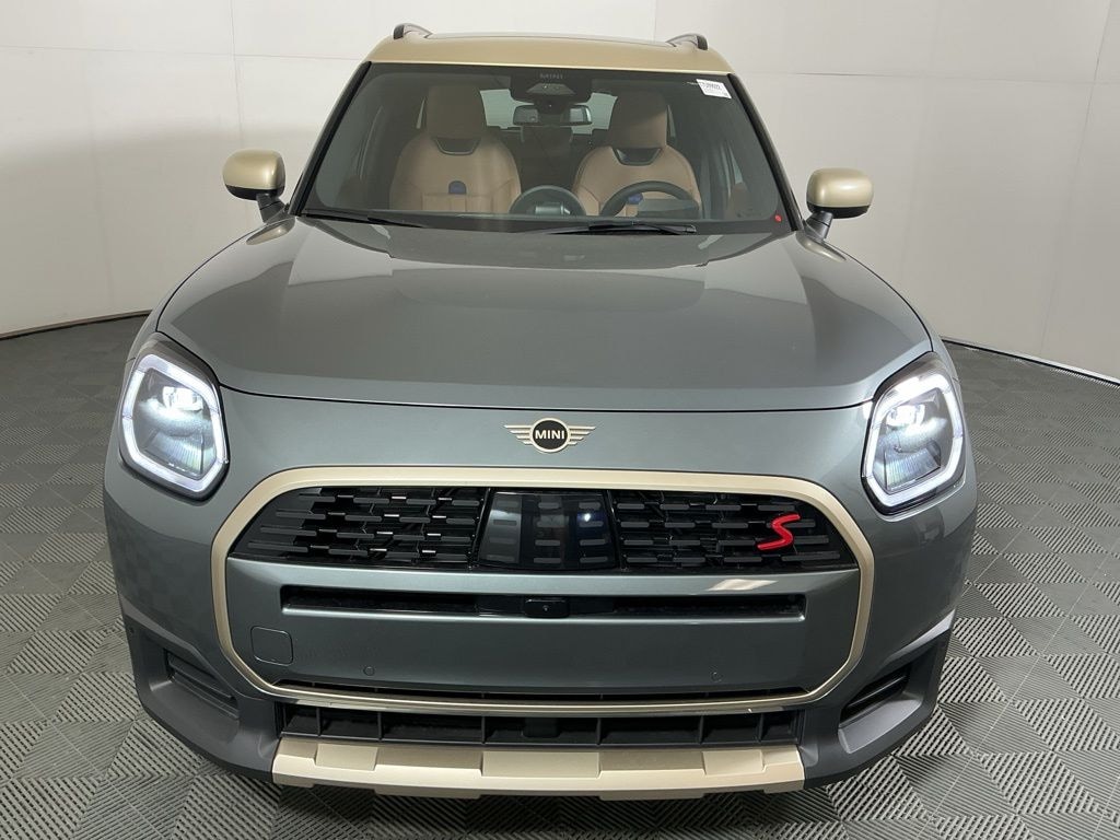 New 2026 MINI Countryman Iconic SUV