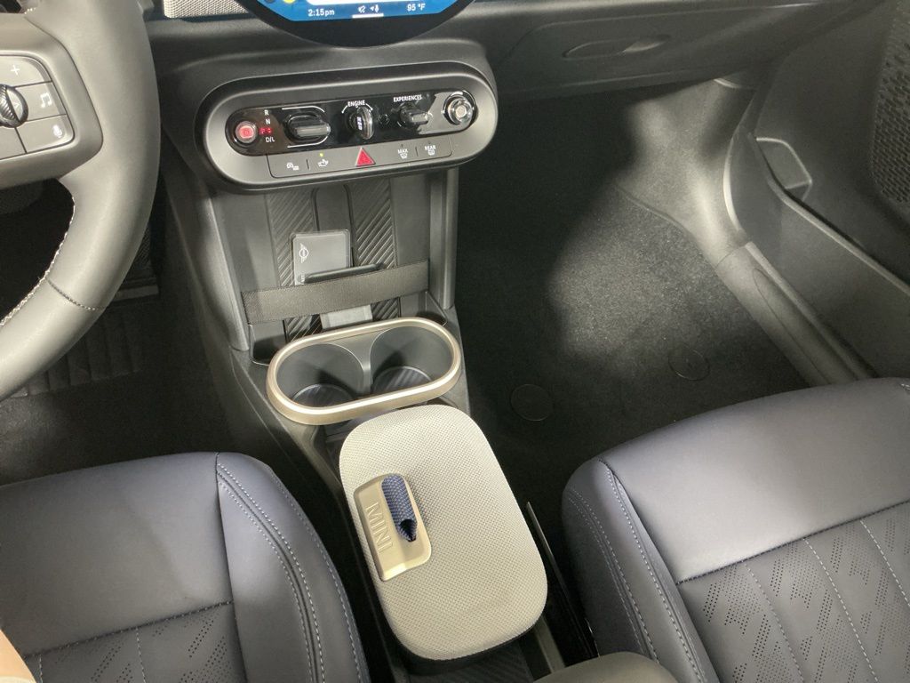 2026 MINI Hardtop 2 Door - Photo 12