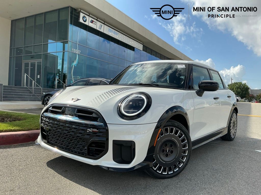 2026 MINI Hardtop Cooper S's photo