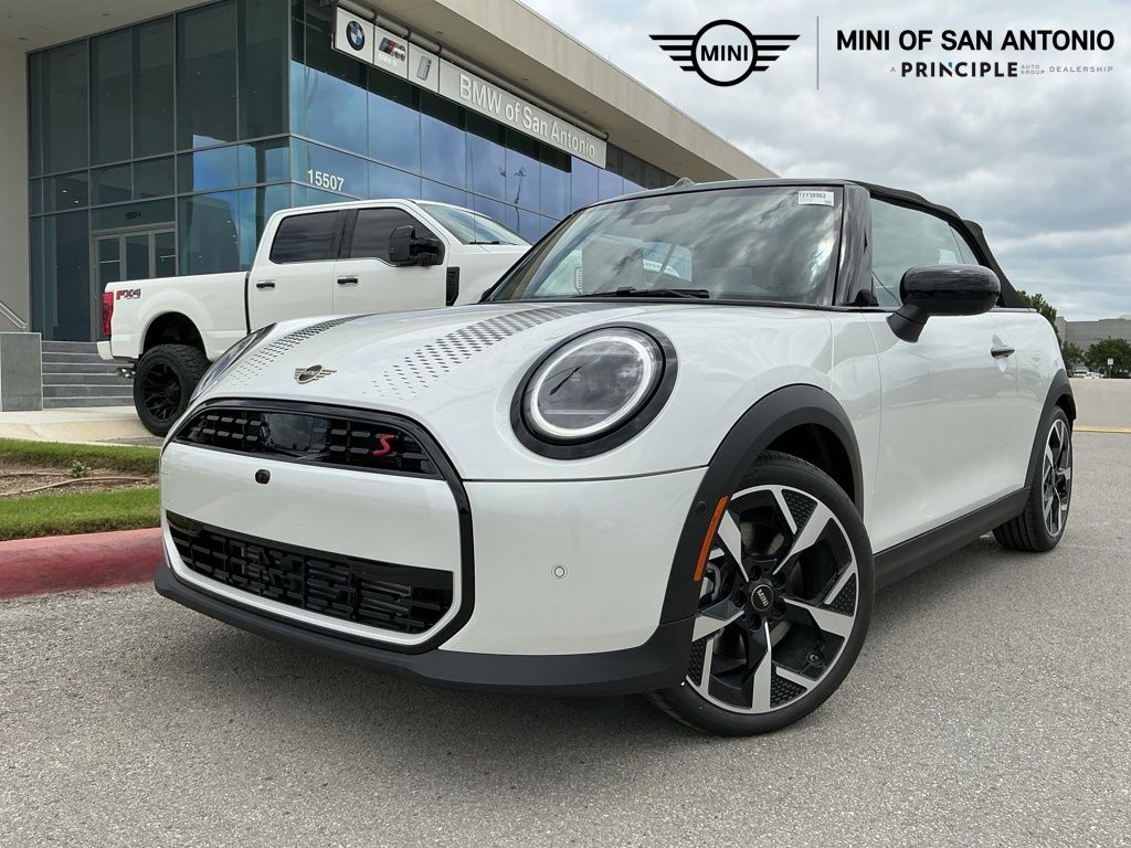 2026 MINI Convertible Cooper S's photo