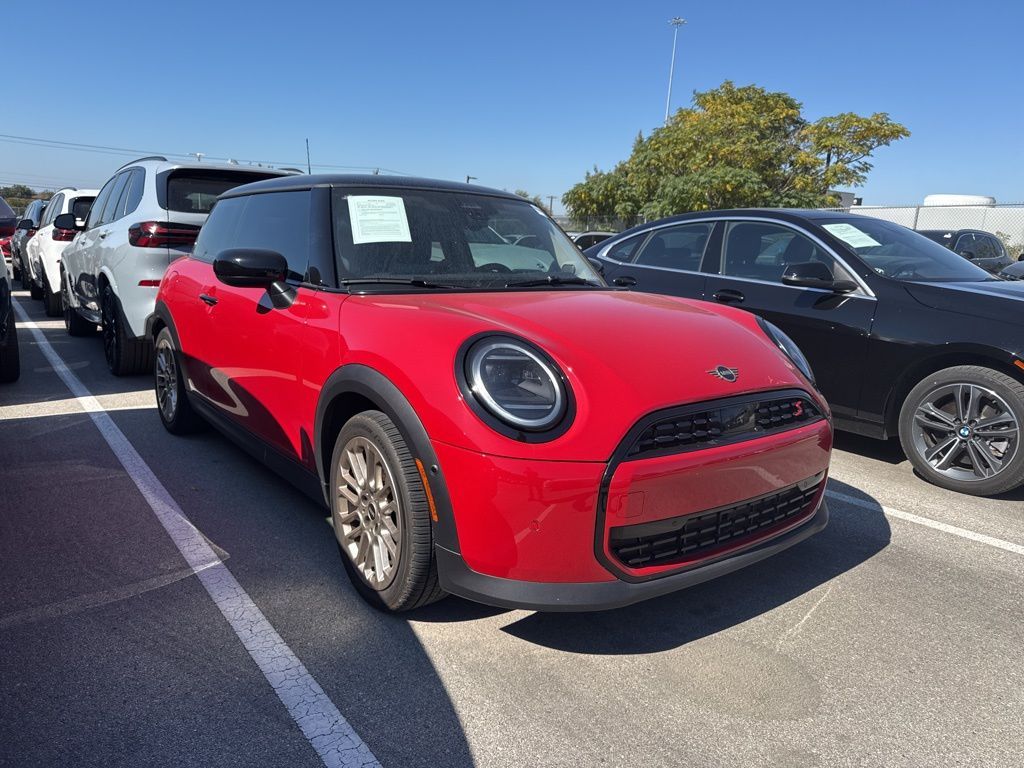 2025 Mini Cooper 2 Door Hardtop S photo 2