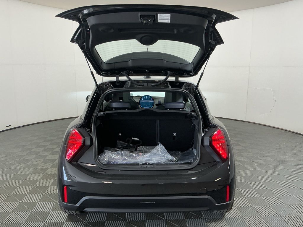 2026 MINI Hardtop 2 Door - Photo 25