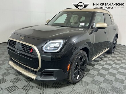 2026 MINI Countryman Iconic SUV
