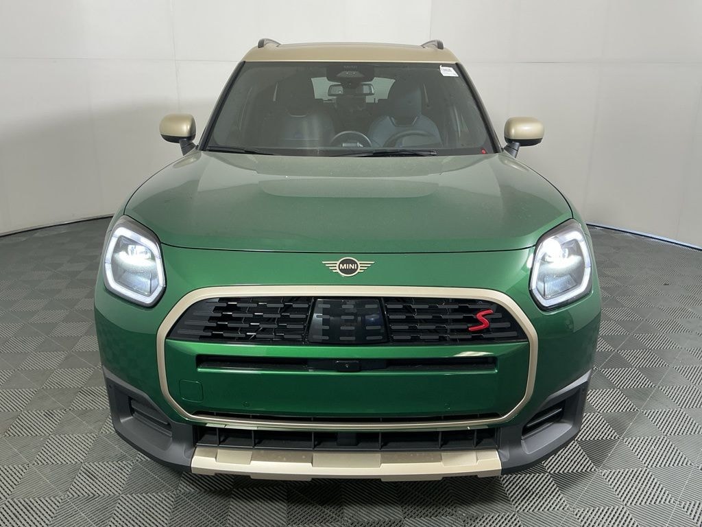 New 2026 MINI Countryman Iconic SUV
