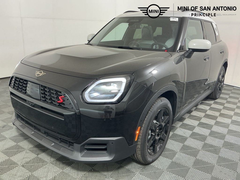 New 2026 MINI Countryman Iconic SUV