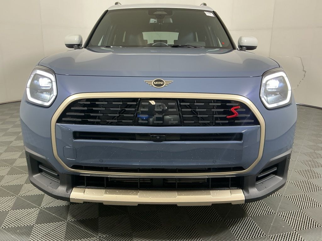 New 2026 MINI Countryman Iconic SUV