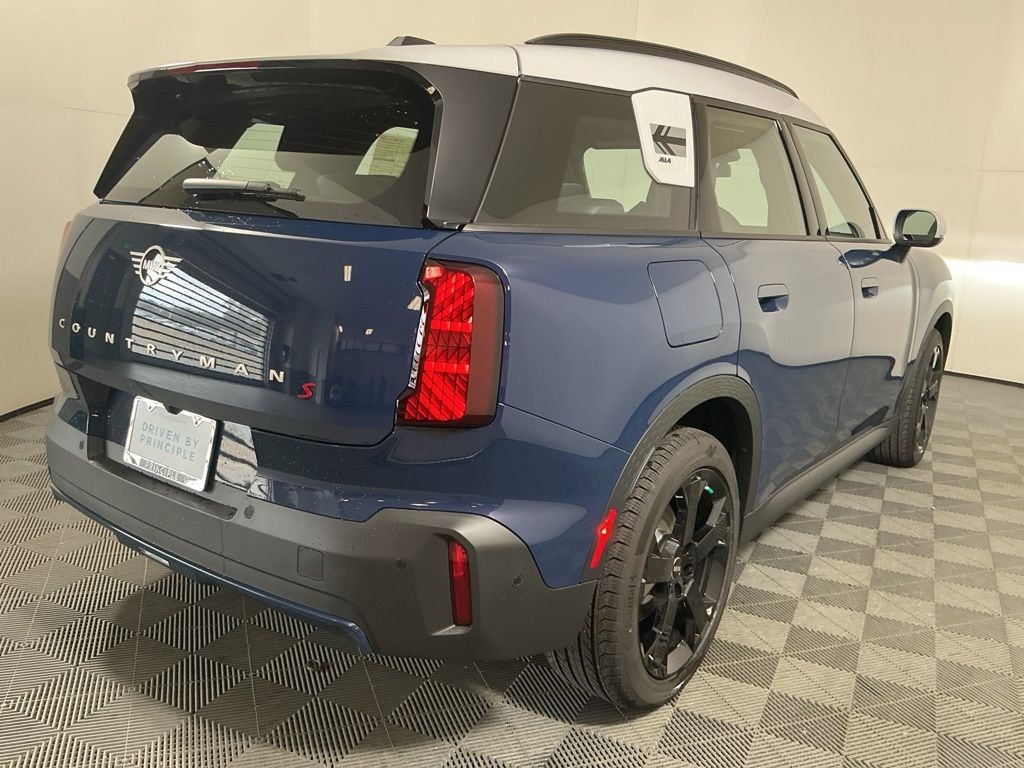 New 2026 MINI Countryman Signature Plus SUV