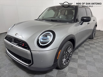 2025 MINI Hardtop 4 Door Iconic Hatchback