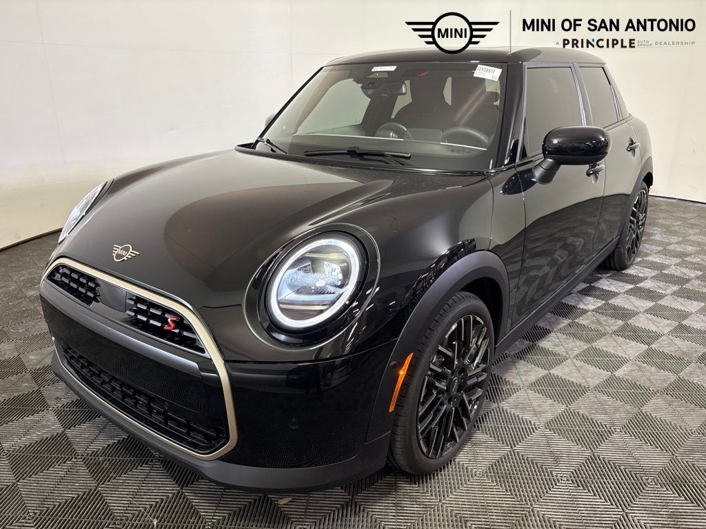 New 2026 MINI 4 Door Signature Plus Hatchback
