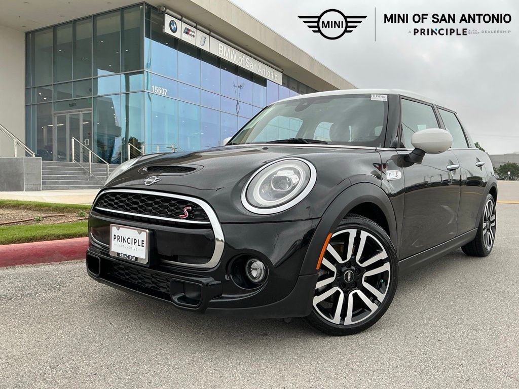 2020 MINI Hardtop Cooper S's photo