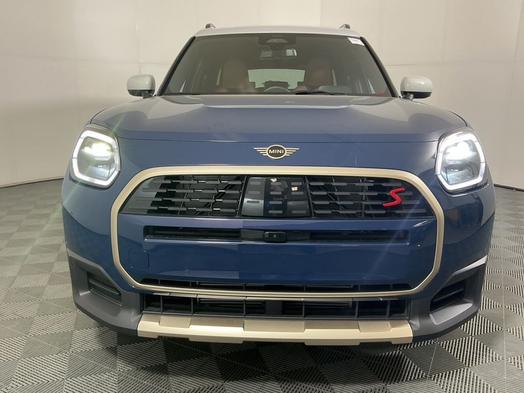 New 2026 MINI Countryman Iconic SUV