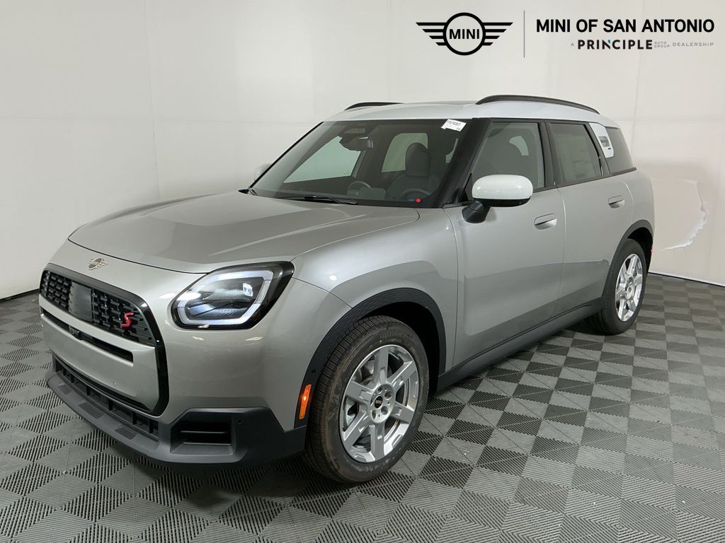 2026 MINI Countryman S's photo